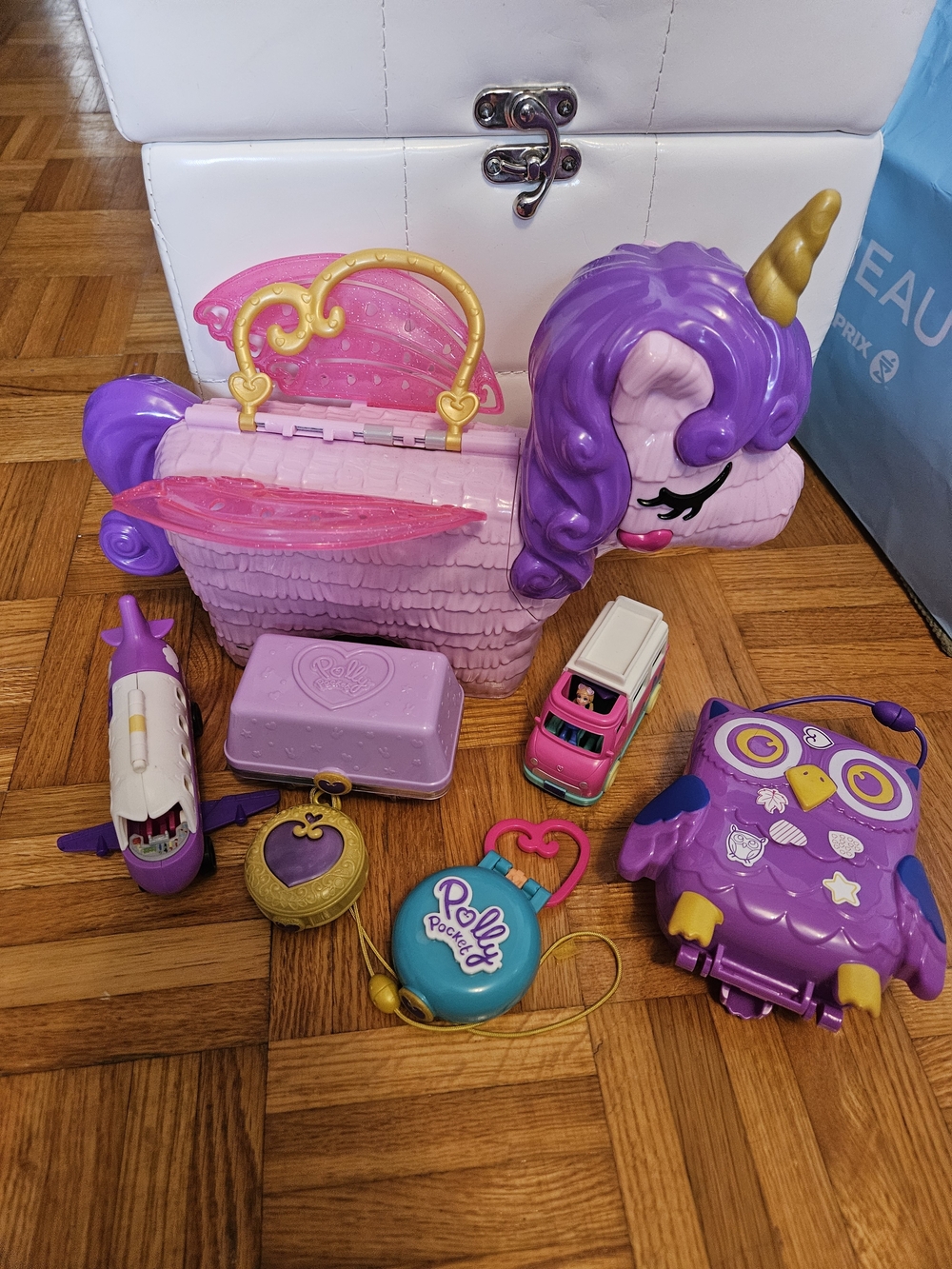 Polly Pocket Unicorn Party Bundle